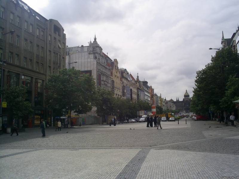 Вид на Вацлавскую площадь